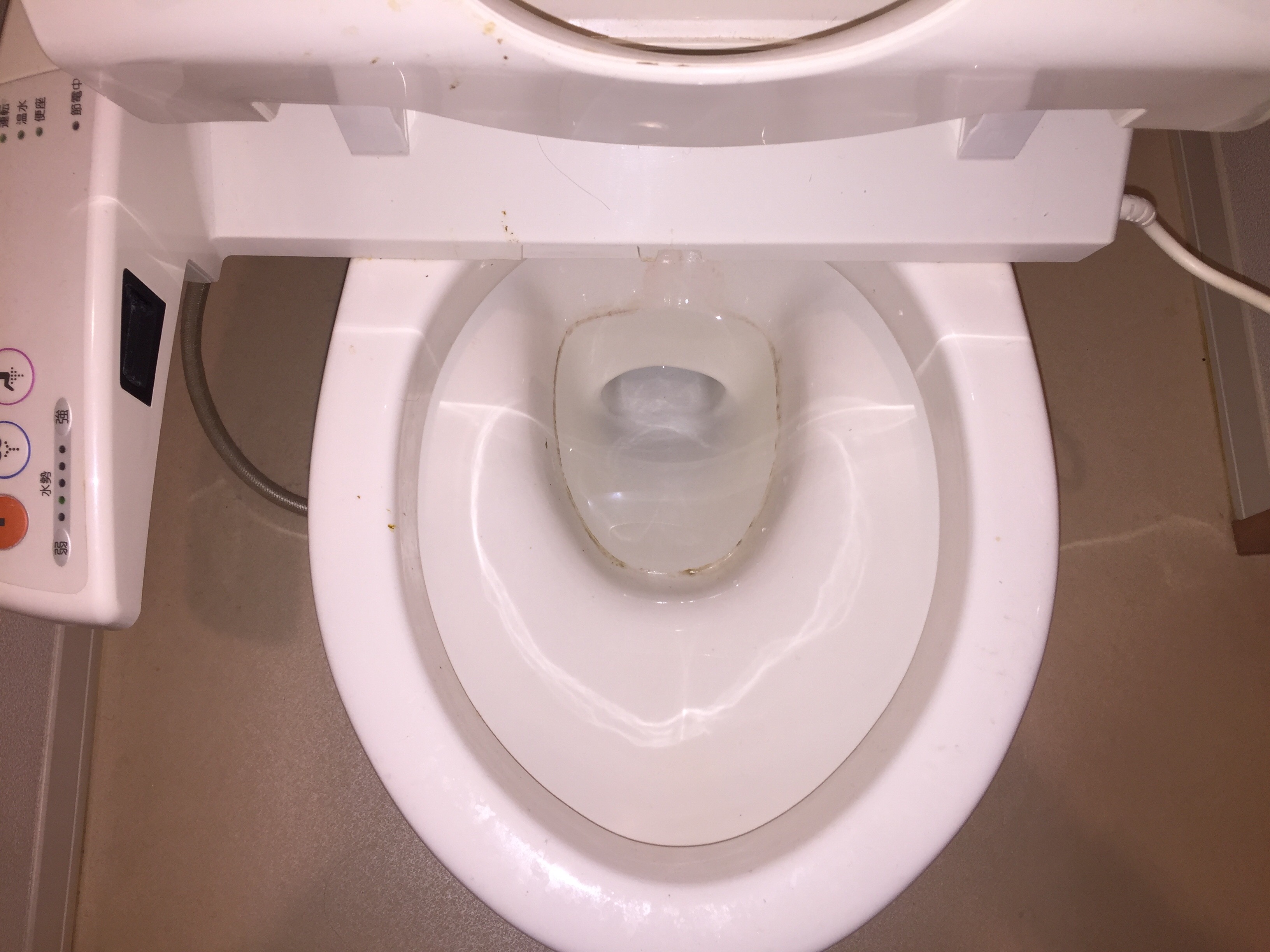 伊丹市東野　トイレは使いやすくて”清潔、綺麗、快適”なスペースに！バリアフリータイプ/ハウスクリーニングはおそうじプラスまで