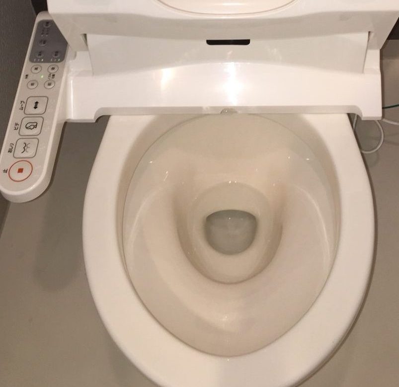 伊丹市「トイレ清掃」ハウスクリーニング　おそうじ/おそうじプラス