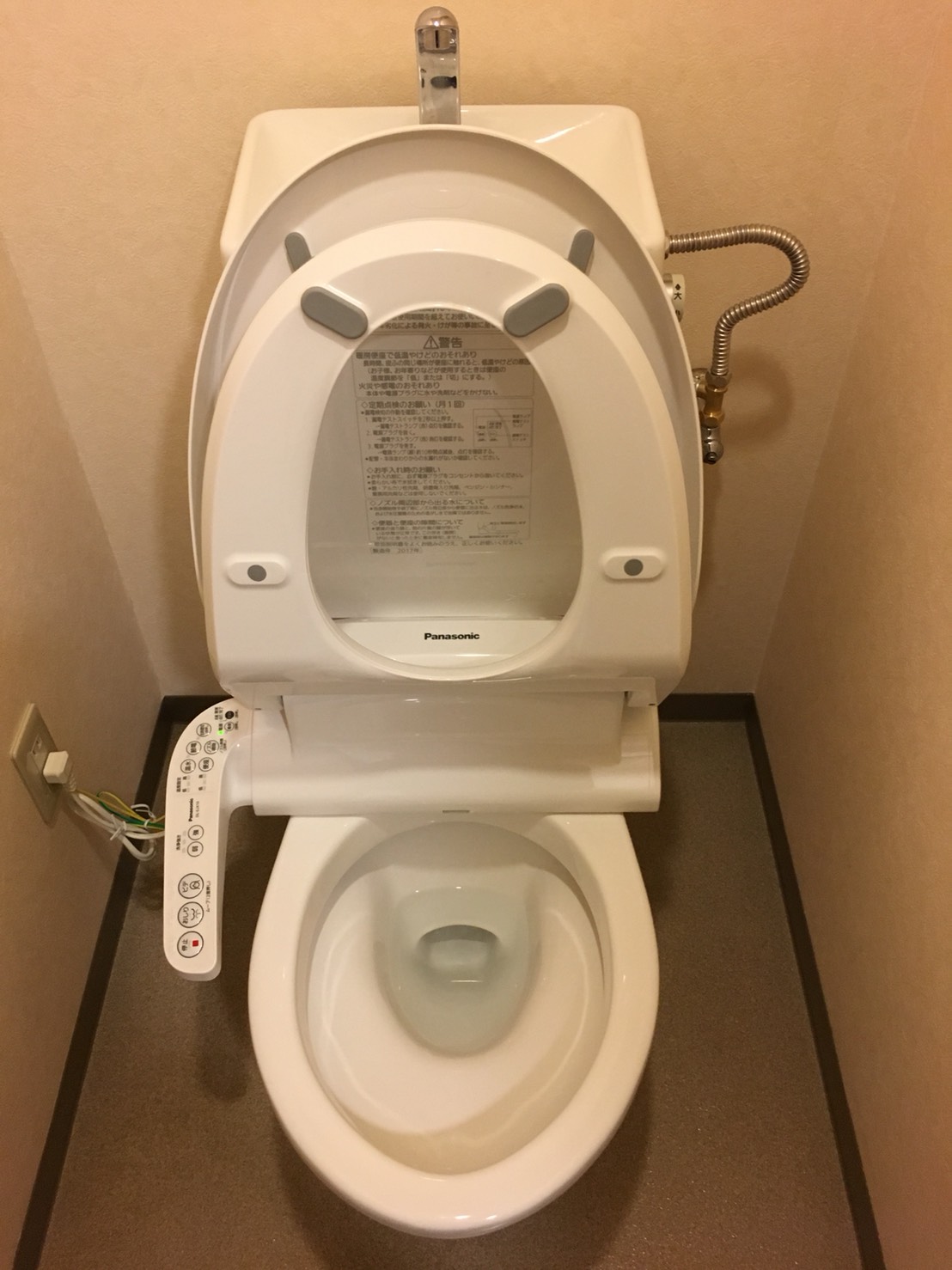 伊丹市 トイレ清掃ハウスクリーニング 忙しい主婦にとって嬉しくなります☆トイレをきれいなまま使い続けるためにも、ぜひ
